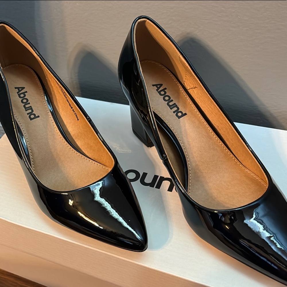 Abound Black Patent Leather Heels - Picture 2 of 4